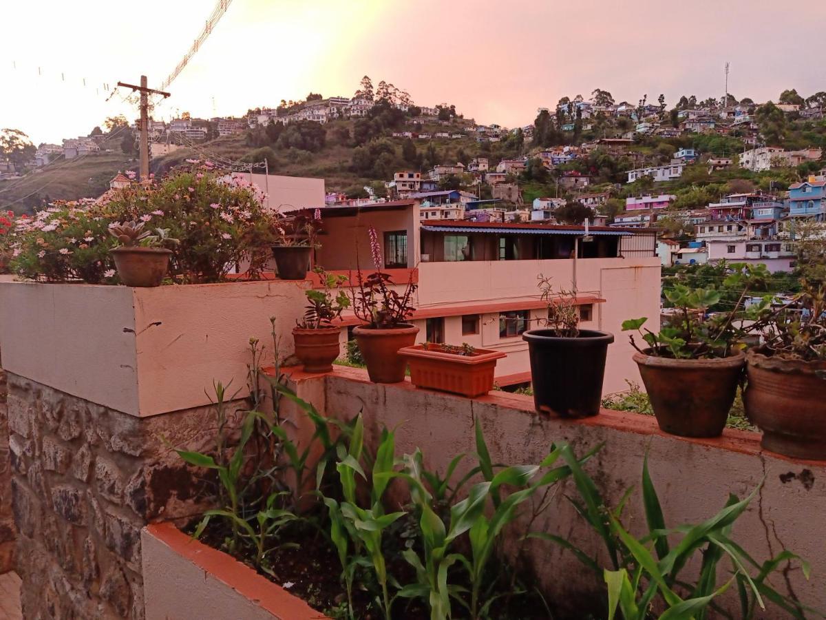 Tree Top Villa Kodaikanal Homestay Exterior foto